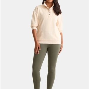 Time and Tru Women’s Cream Snap Henley Sweatshirt M 67% Cotton Pullover